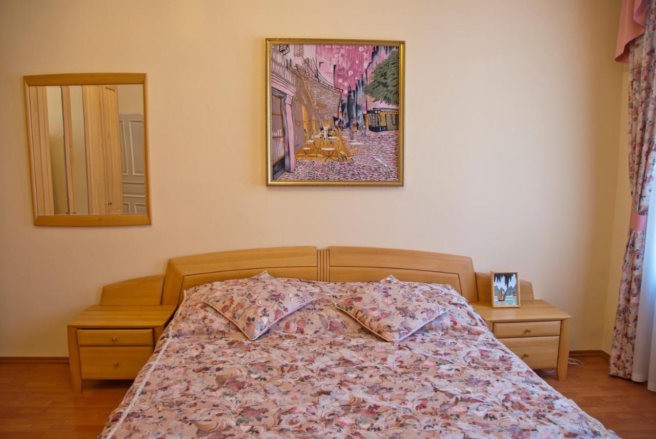Apartman Na Zahradni Karlovy Vary Dış mekan fotoğraf