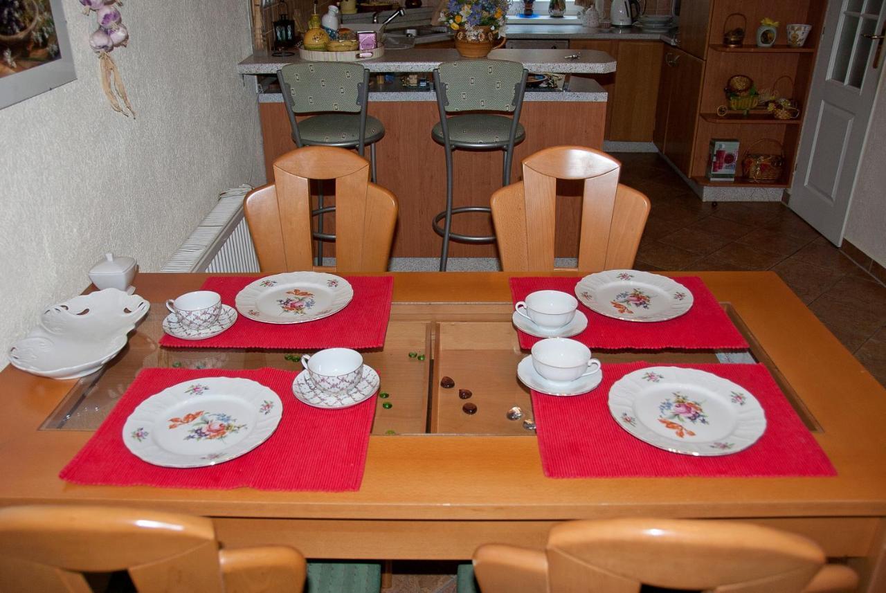 Apartman Na Zahradni Karlovy Vary Dış mekan fotoğraf